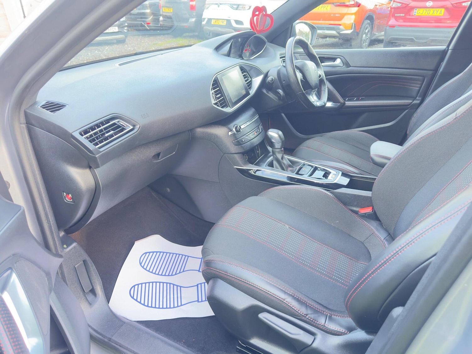 Used Peugeot 308 2017 for sale - 76936487: Photo 16