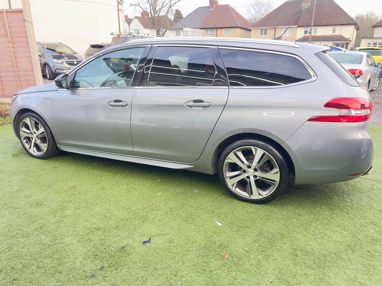 Used Peugeot 308 2017 for sale - 76936487: Photo 7