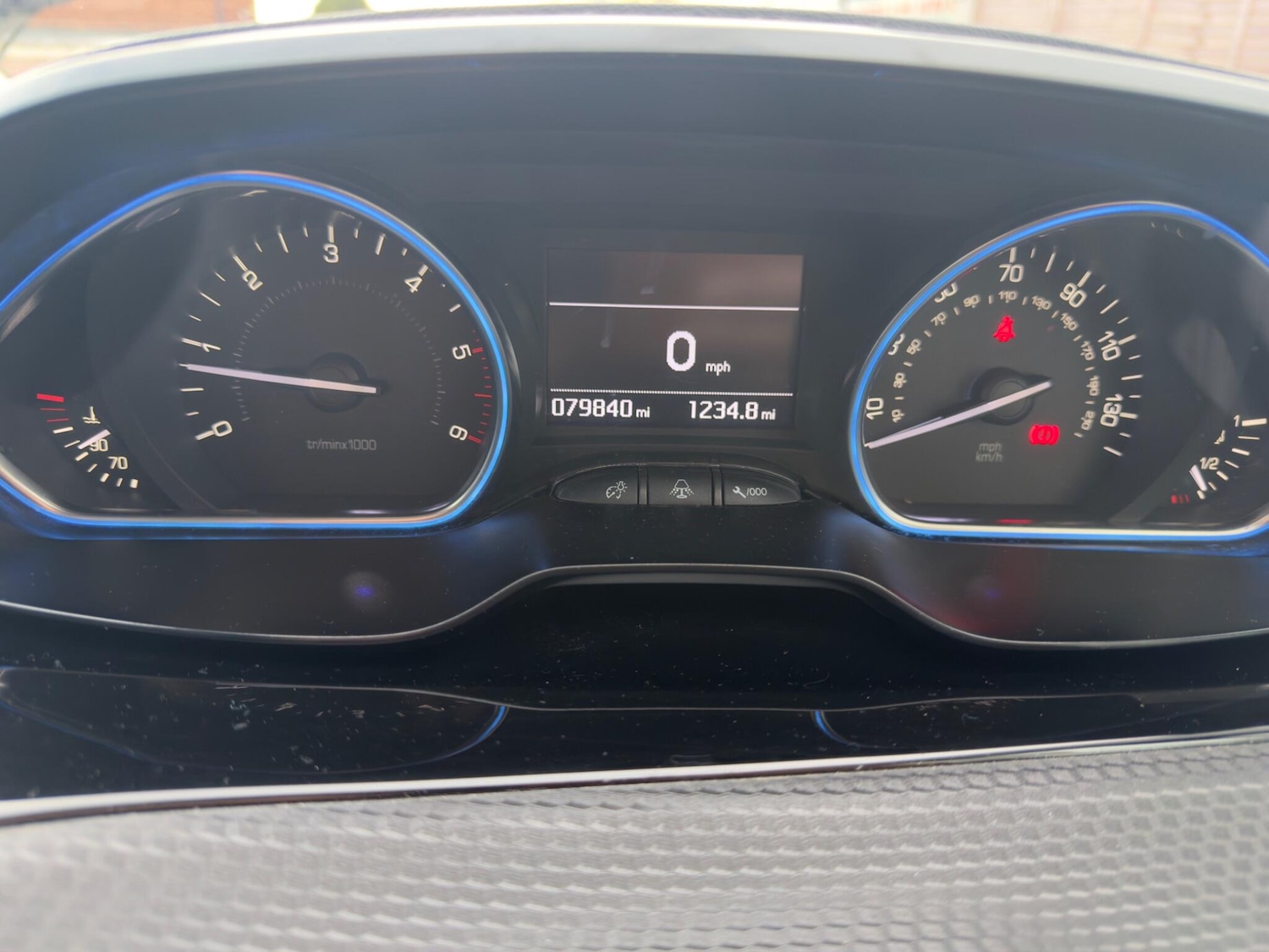 Used Peugeot 2008 2016 for sale - 77637644: Photo 16