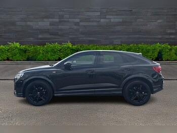 Used Audi Q3 2022 for sale - 79621069: Photo