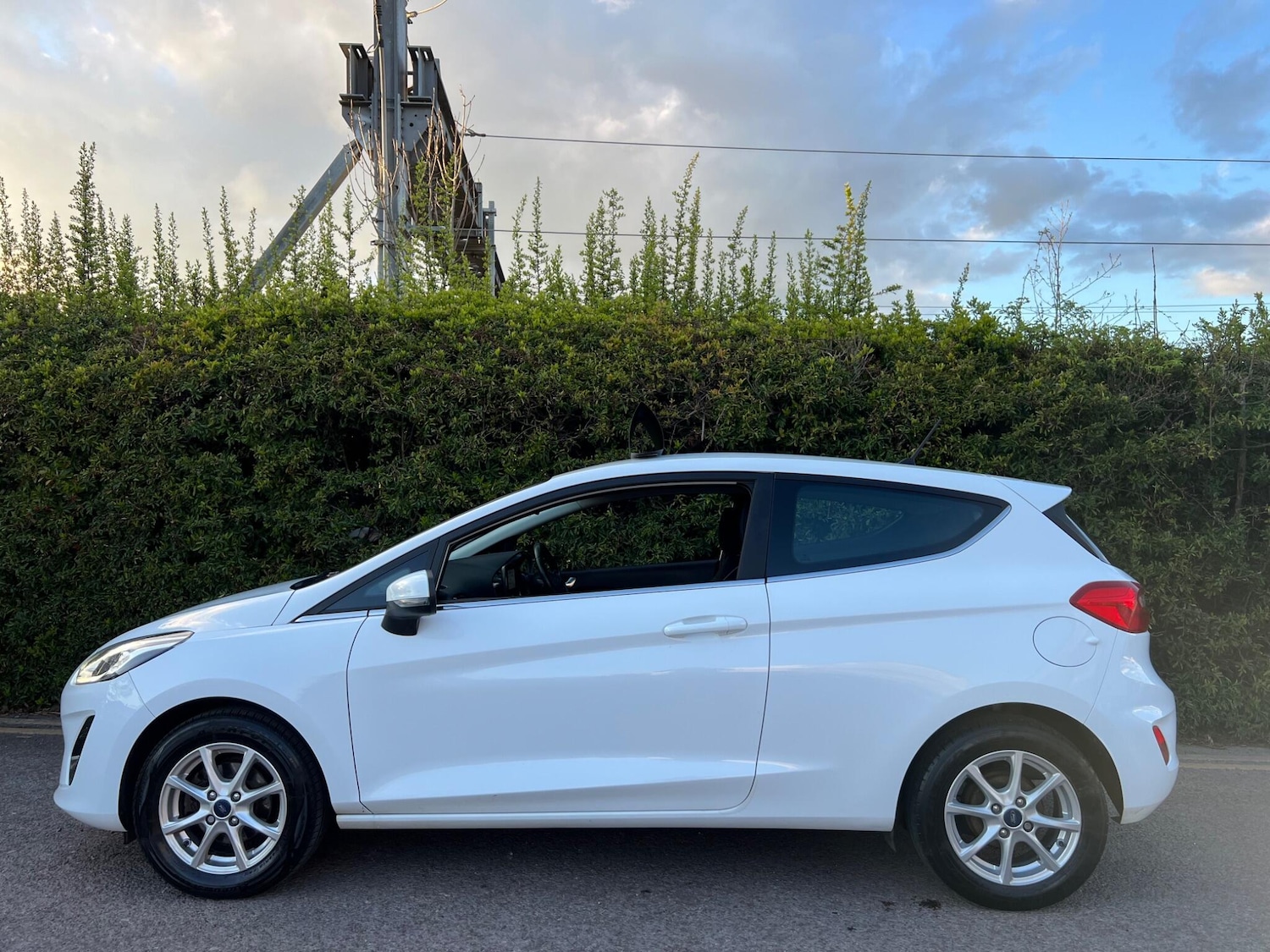 Used Ford Fiesta 2017 for sale - 78074871: Photo 3