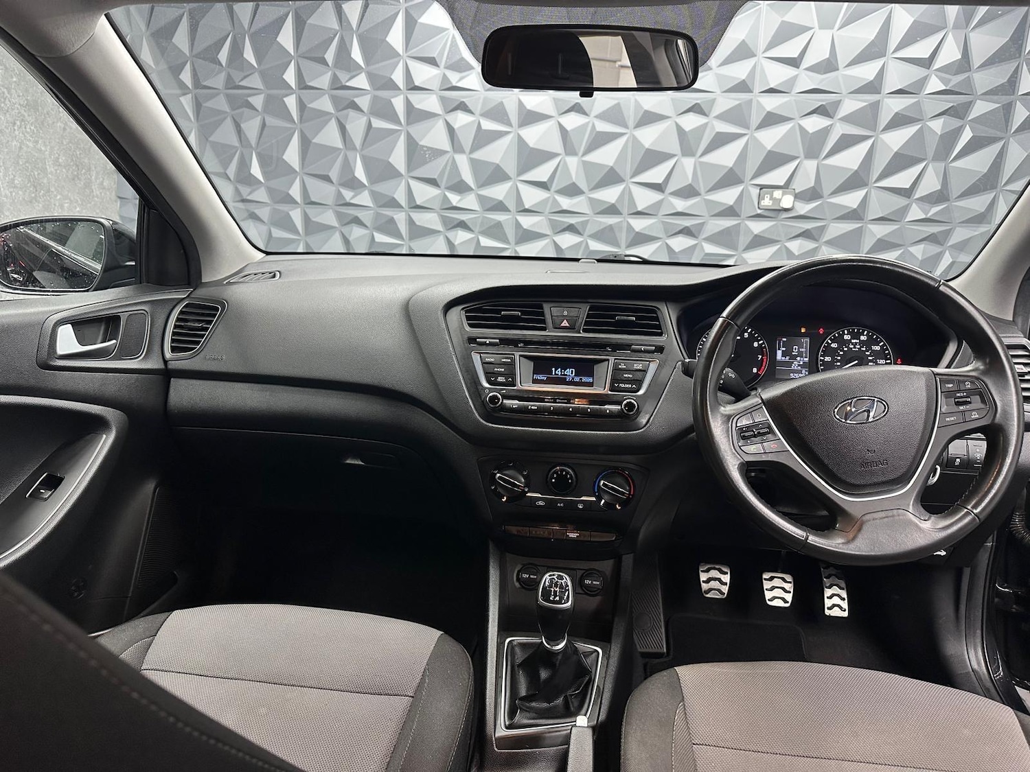 Used Hyundai i20 2016 for sale - 78029240: Photo 21
