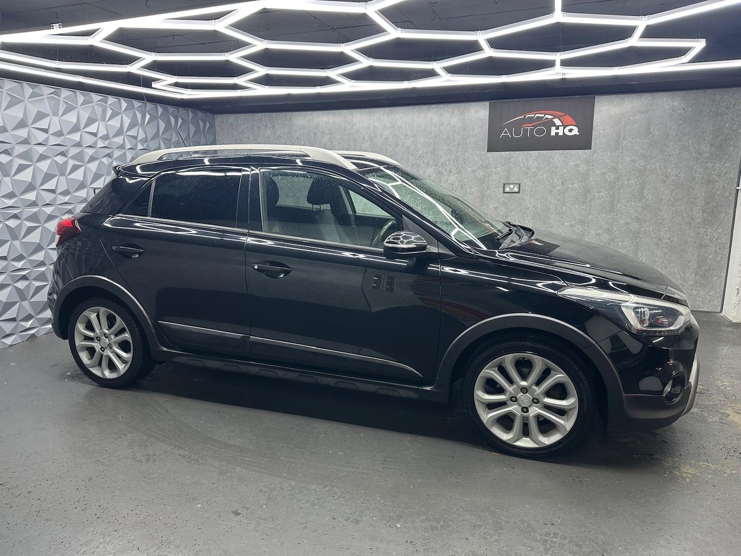 Used Hyundai i20 2016 for sale - 78029240: Photo 9