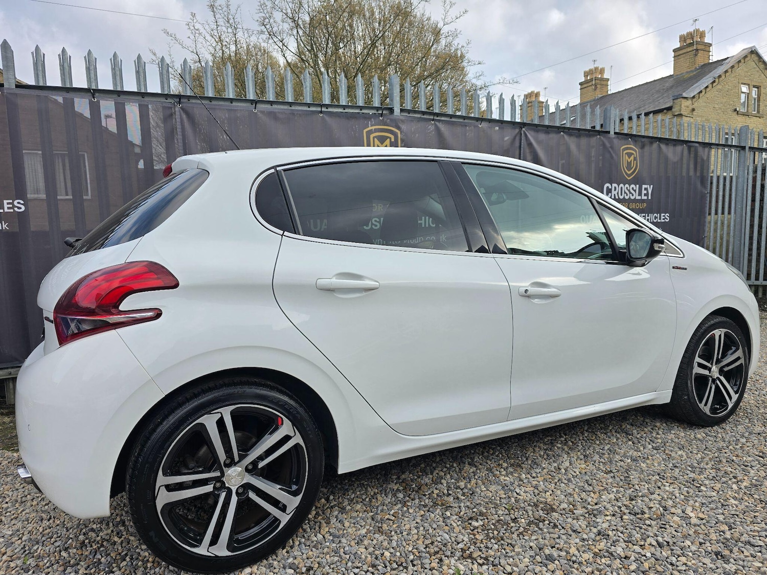 Used Peugeot 208 2016 for sale - 77855873: Photo 12