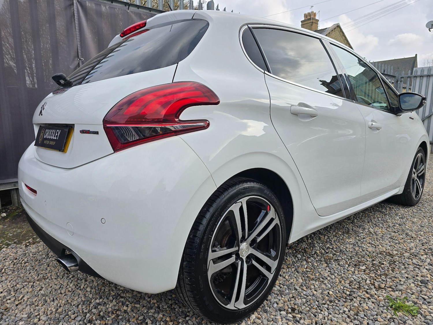 Used Peugeot 208 2016 for sale - 77855873: Photo 13
