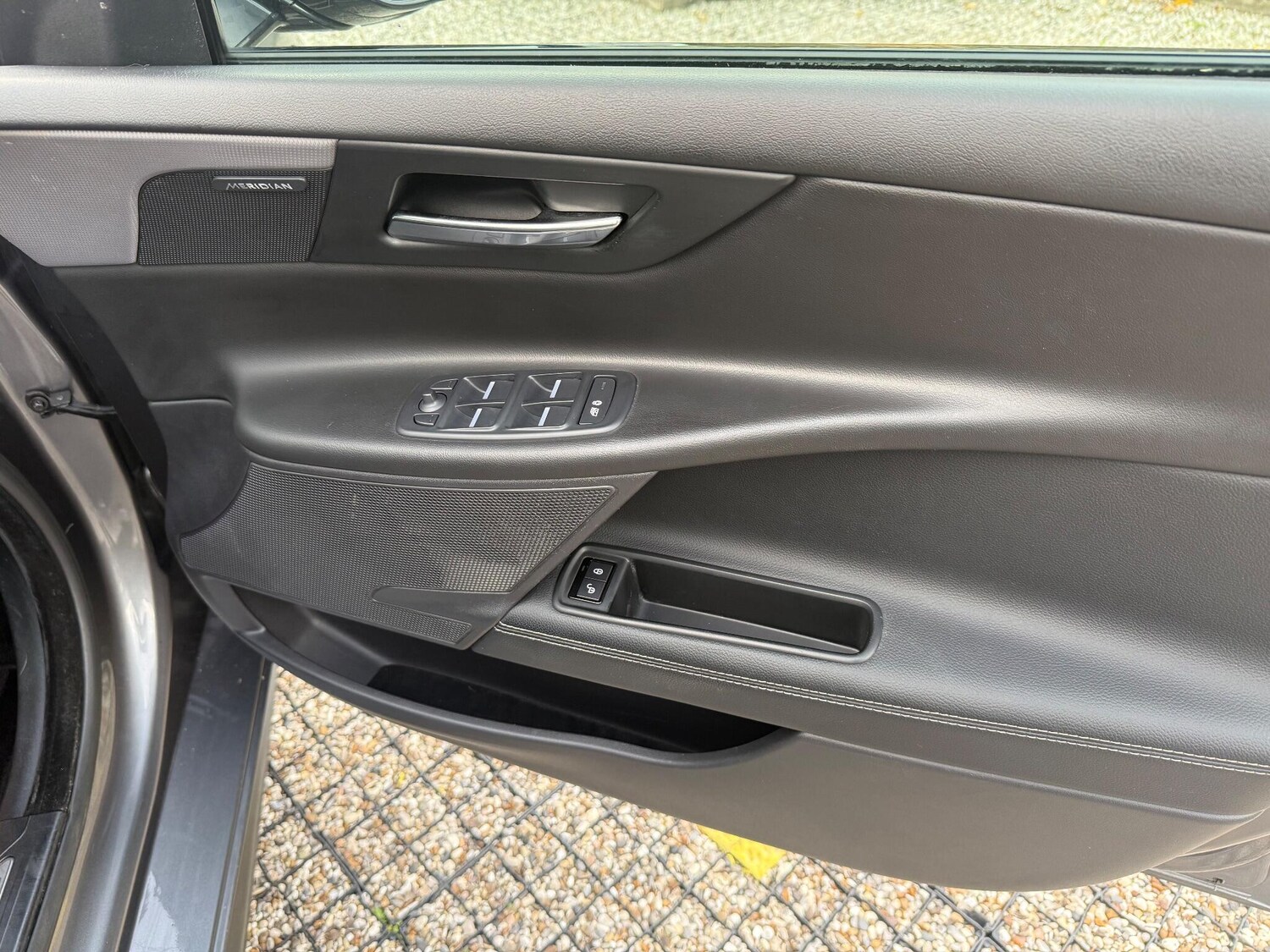 Used Jaguar XE 2016 for sale - 77762522: Photo 15