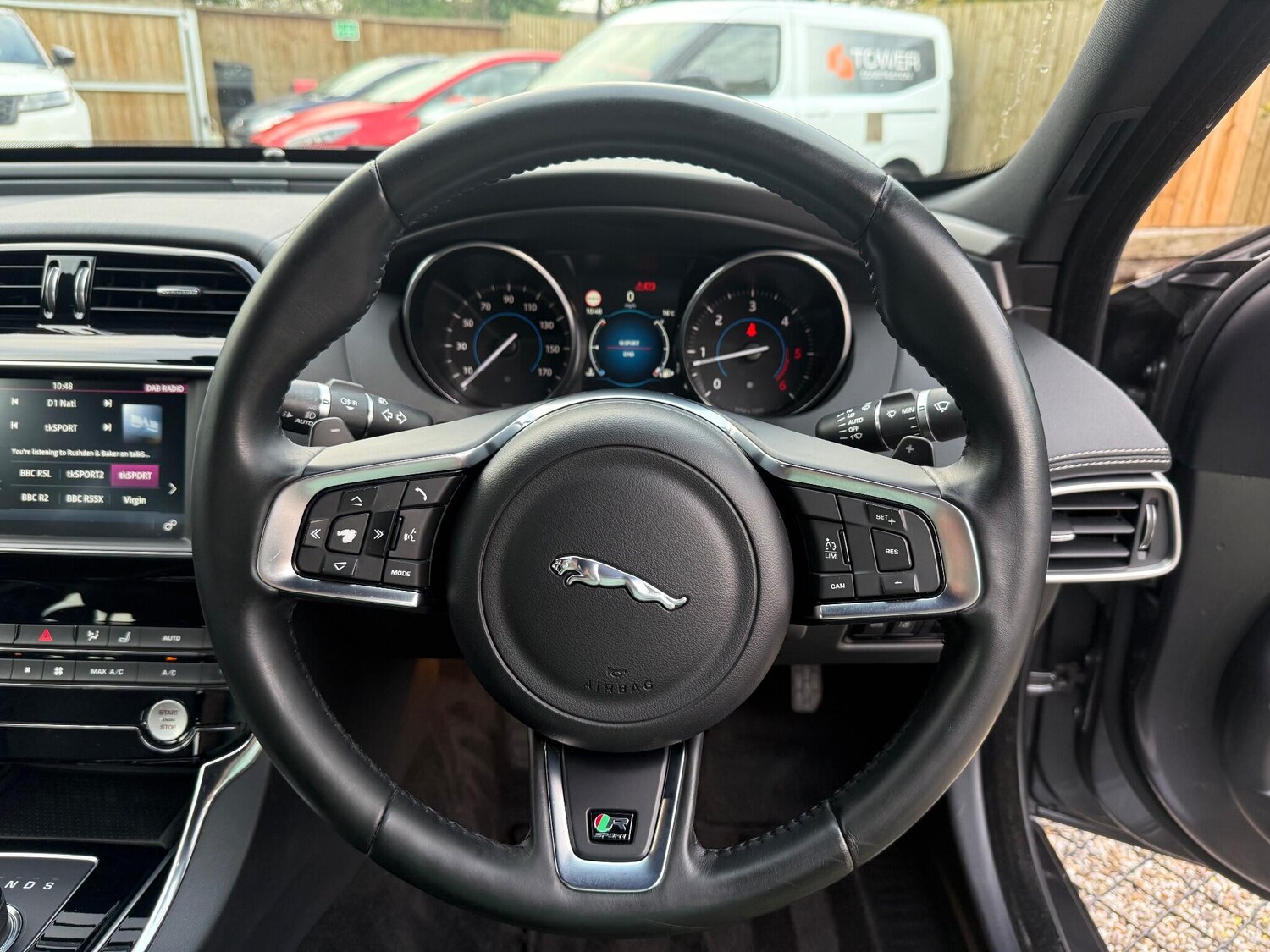 Used Jaguar XE 2016 for sale - 77762522: Photo 18