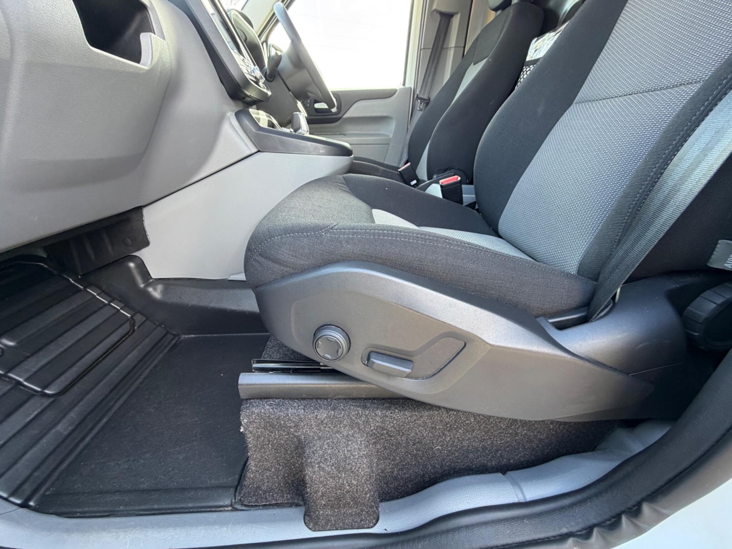 Used LEVC VN5 2021 for sale - 78219515: Photo 20