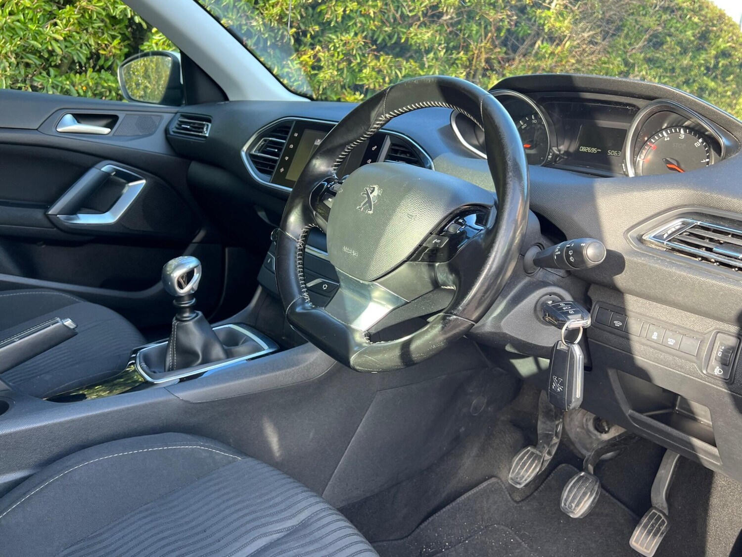 Used Peugeot 308 2015 for sale - 78043761: Photo 9