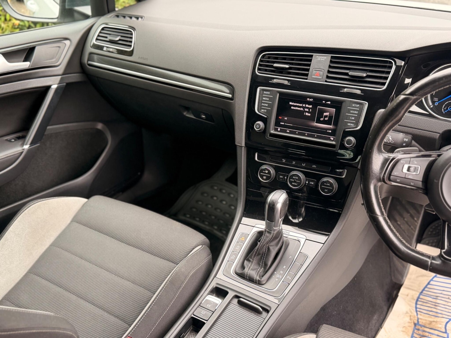 Used Volkswagen Golf 2015 for sale - 78043760: Photo 23