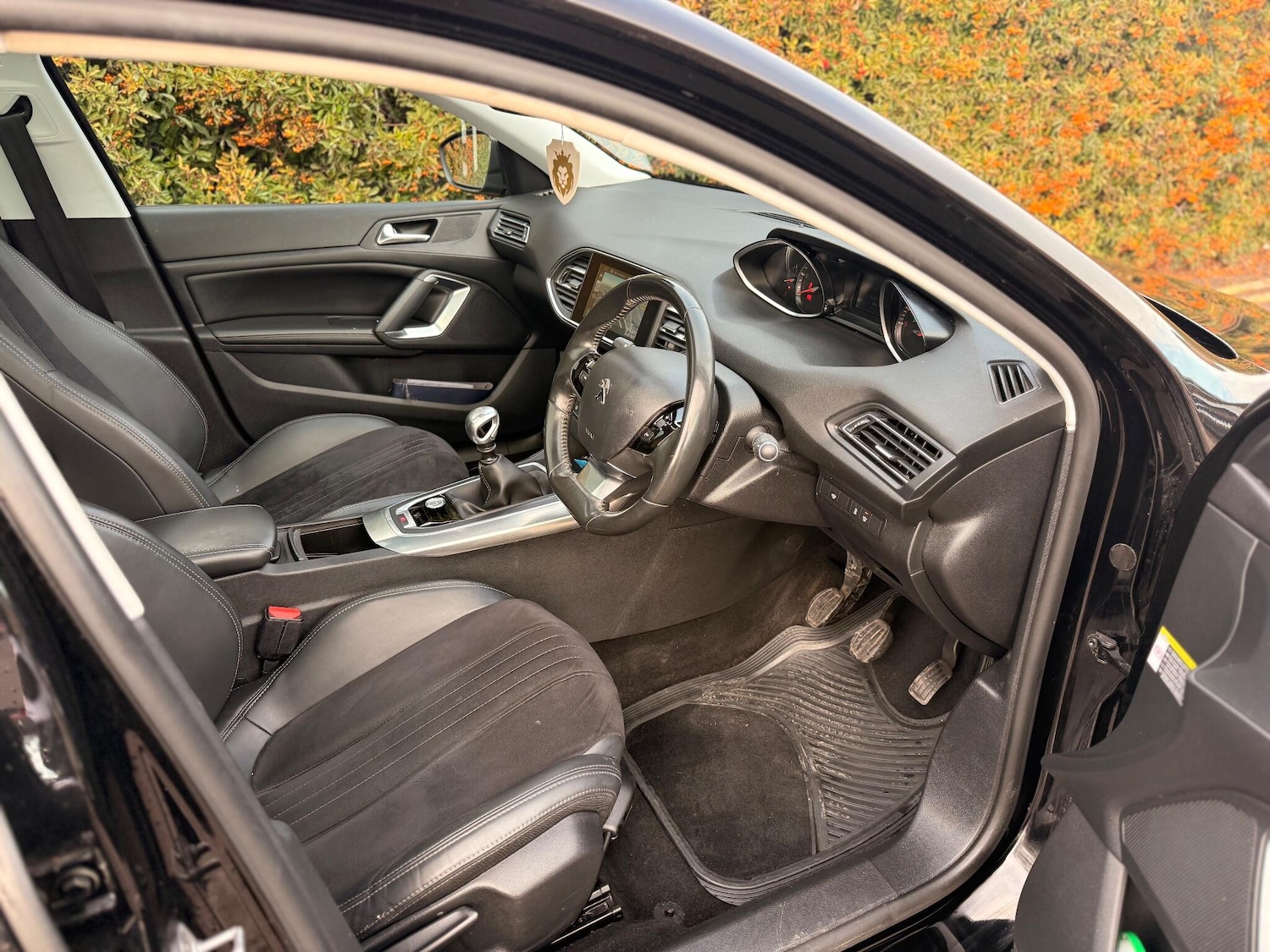 Used Peugeot 308 2014 for sale - 78043747: Photo 20