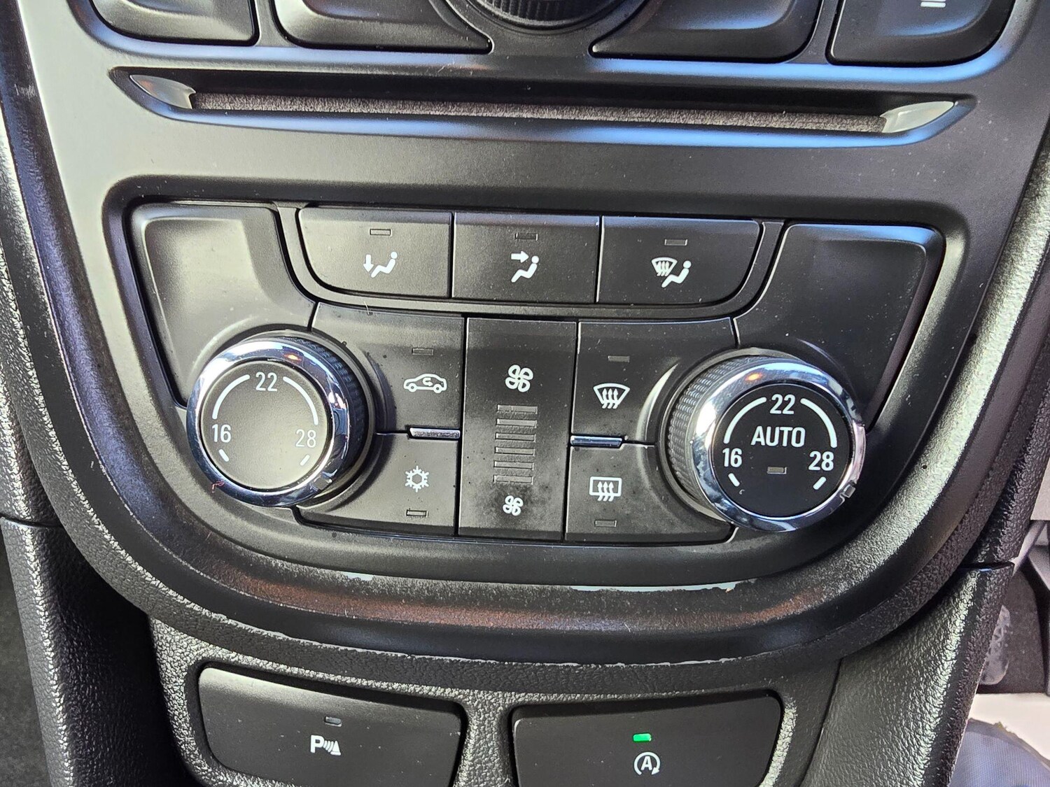 Used Vauxhall Mokka 2015 for sale - 77764028: Photo 25