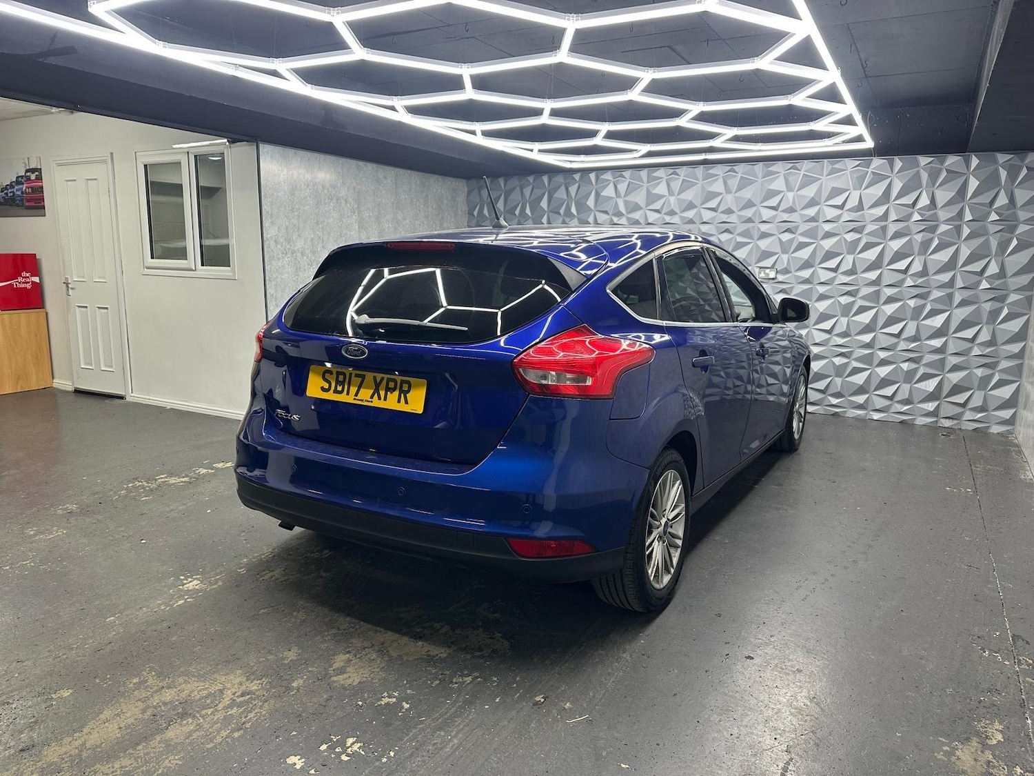 Used Ford Focus 2017 for sale - 78029234: Photo 8