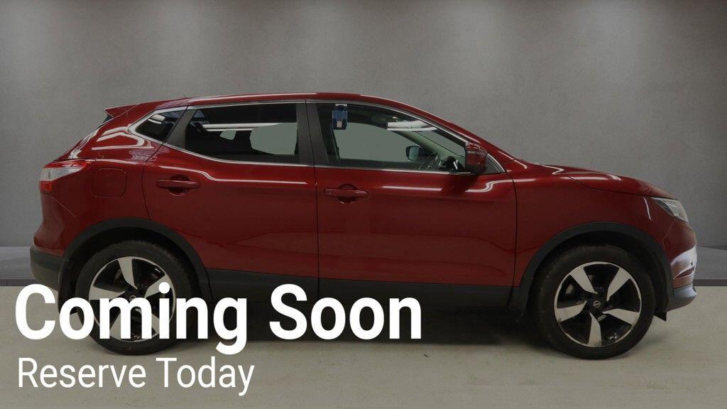 Used Nissan Qashqai 2015 for sale - 77764010: Photo 2