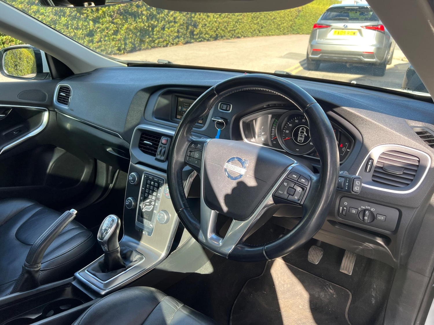 Used Volvo V40 2013 for sale - 78055975: Photo 10