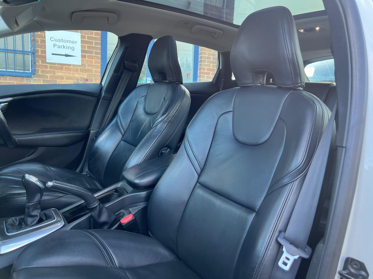 Used Volvo V40 2013 for sale - 78055975: Photo 11