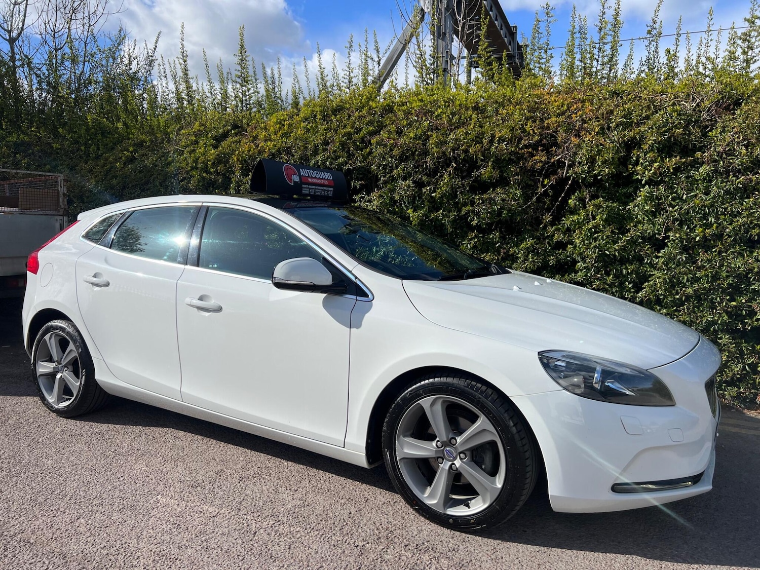 Used Volvo V40 2013 for sale - 78055975: Photo 3
