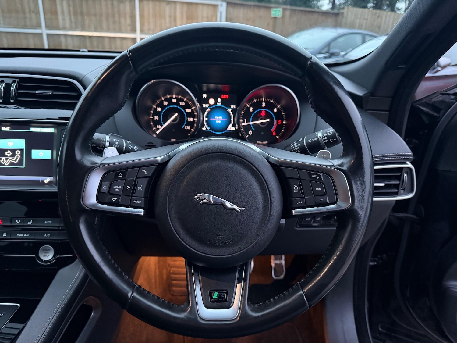 Used Jaguar F-Pace 2017 for sale - 77762533: Photo 16