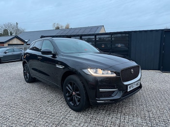 Used Jaguar F-Pace 2017 for sale - 77762533: Photo