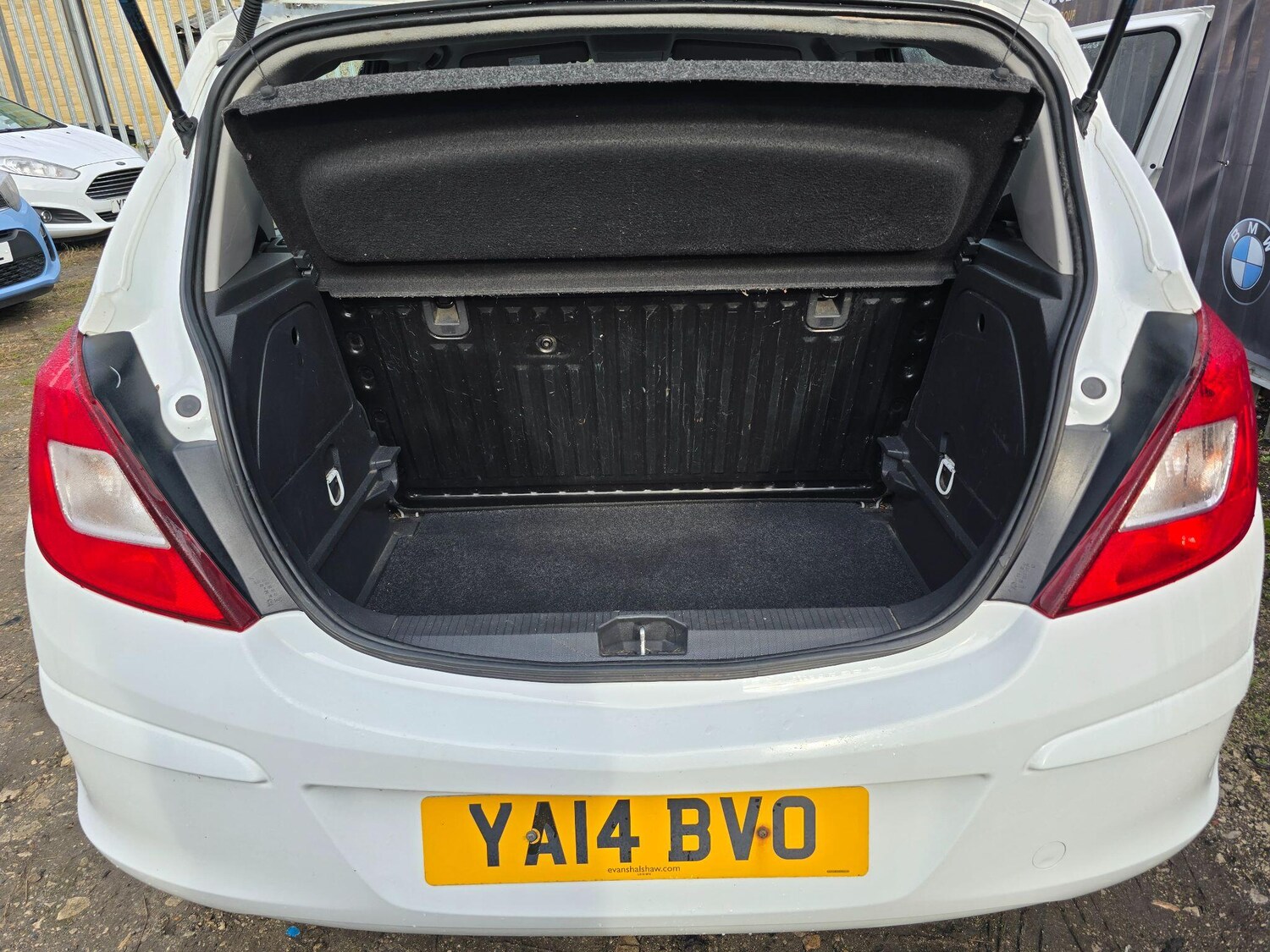 Used Vauxhall Corsa 2014 for sale - 77764032: Photo 20