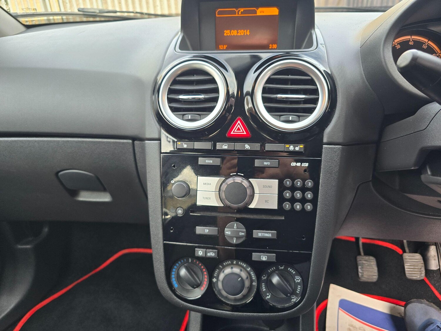 Used Vauxhall Corsa 2014 for sale - 77764032: Photo 25