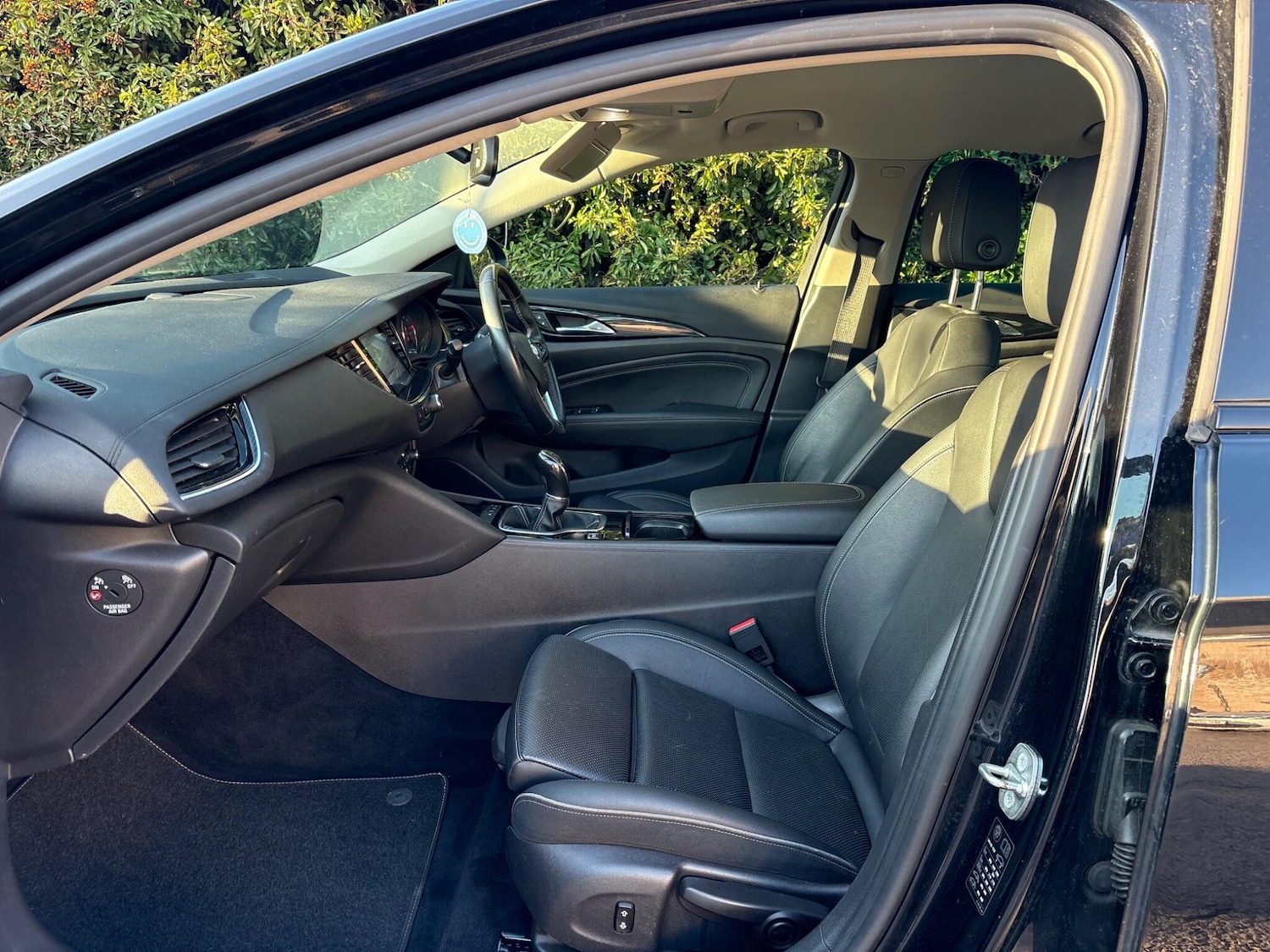 Used Vauxhall Insignia 2017 for sale - 78043751: Photo 23