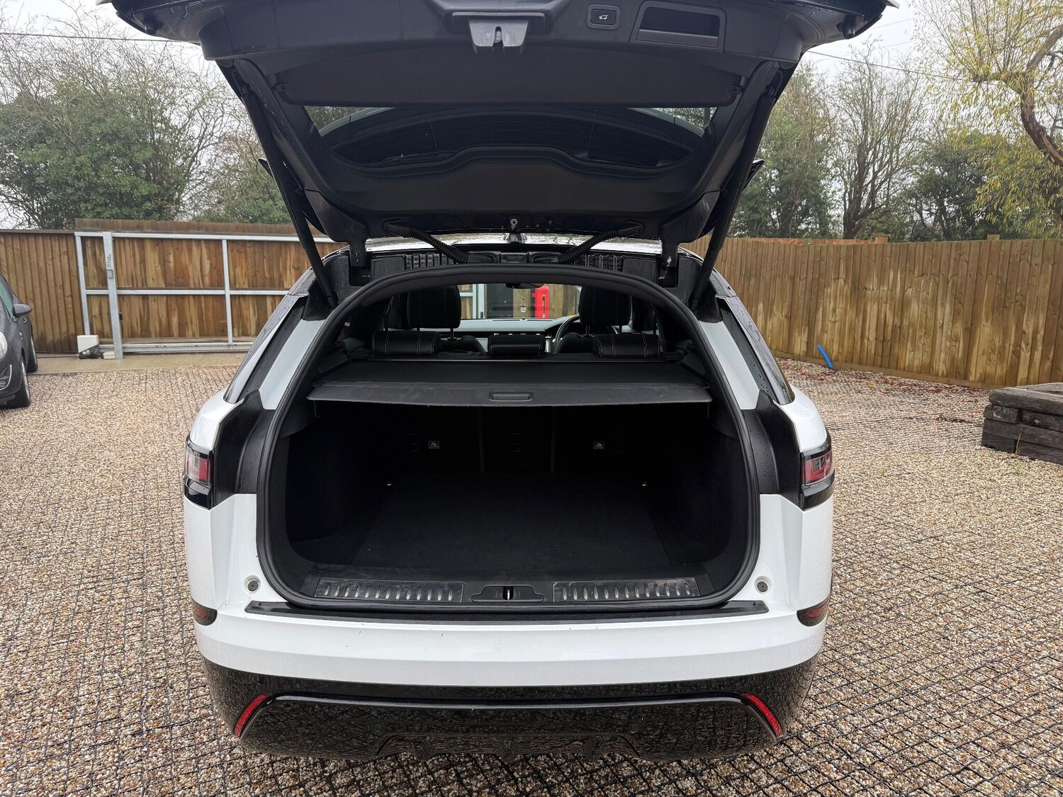 Used Land Rover Range Rover Velar 2018 for sale - 77762524: Photo 15