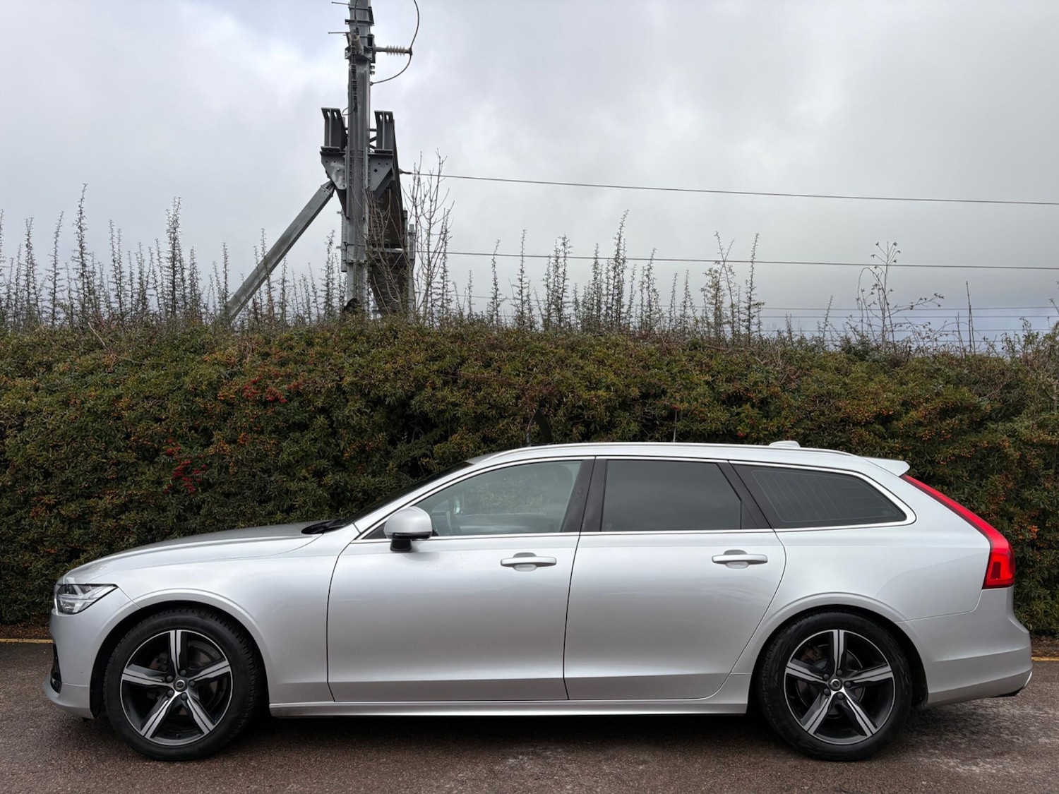 Used Volvo V90 2018 for sale - 78043750: Photo 3