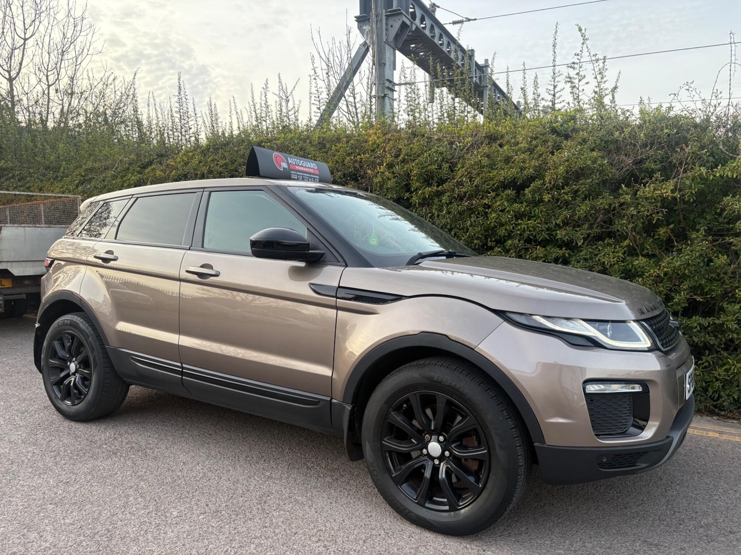 Used Land Rover Range Rover Evoque 2015 for sale - 78043739: Photo 2