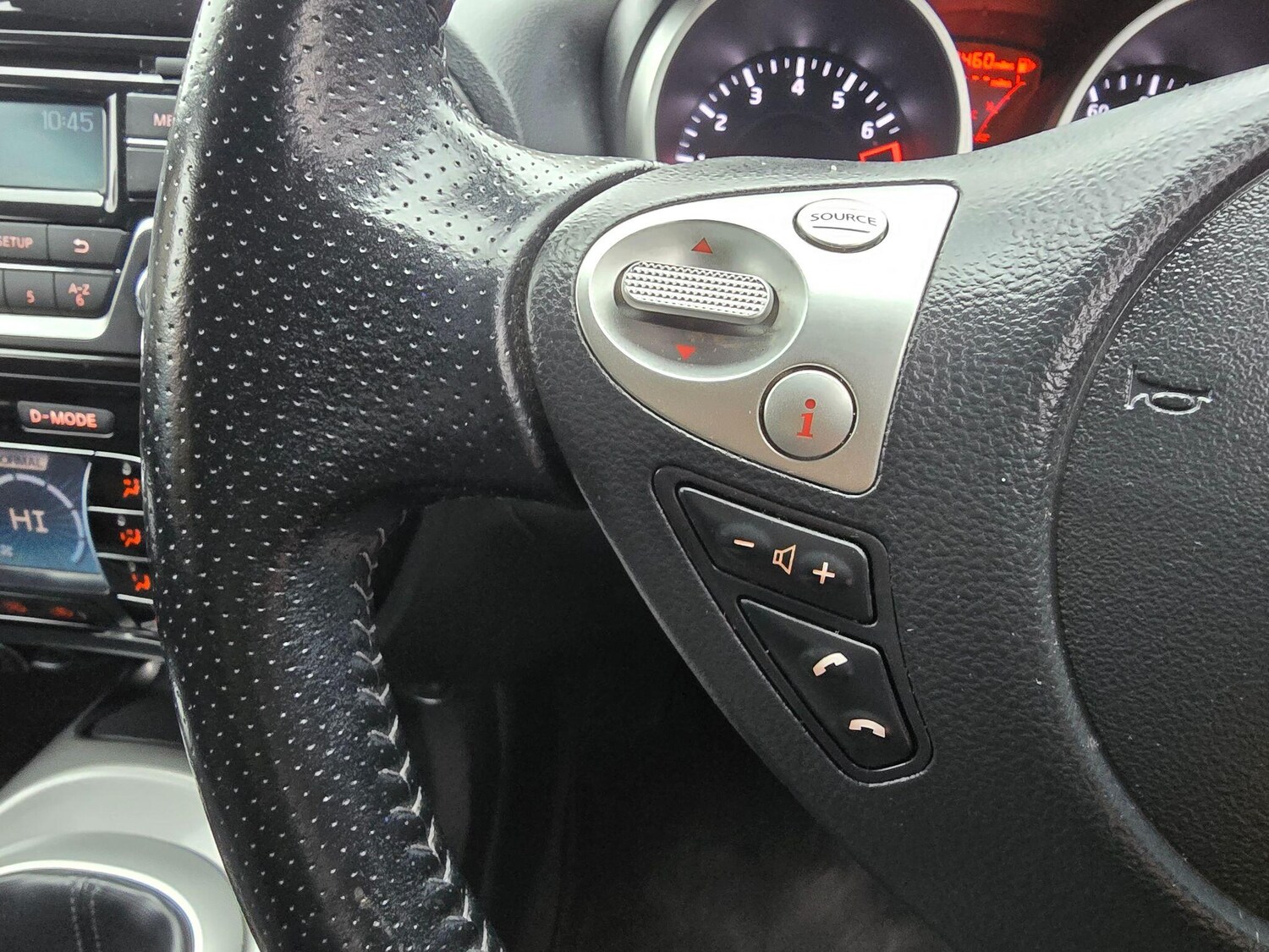 Used Nissan Juke 2015 for sale - 77764008: Photo 25