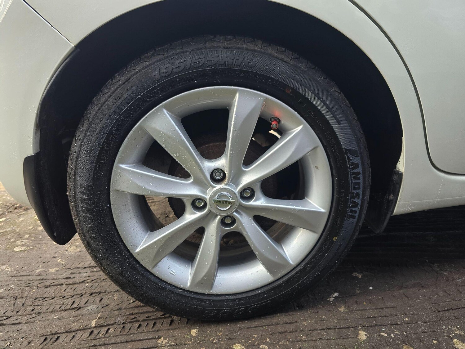 Used Nissan Note 2014 for sale - 77764002: Photo 19