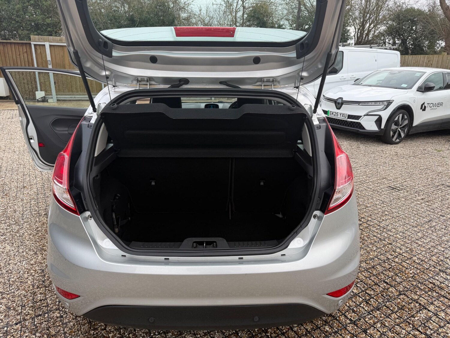 Used Ford Fiesta 2014 for sale - 77762553: Photo 11