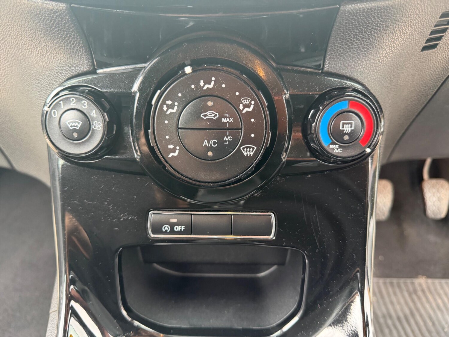 Used Ford Fiesta 2014 for sale - 77762553: Photo 21