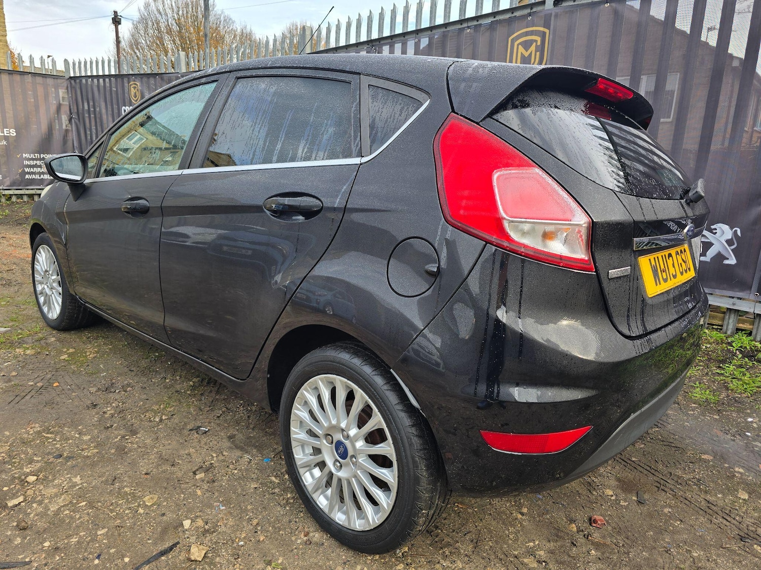 Used Ford Fiesta 2013 for sale - 77764040: Photo 12