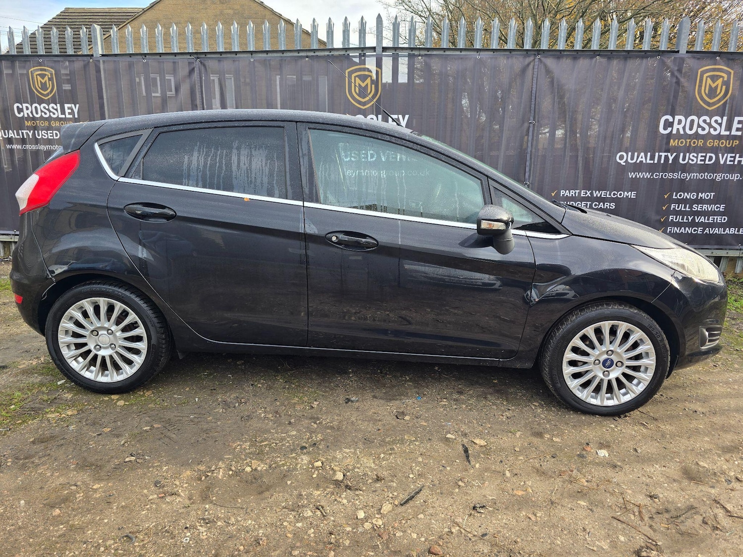 Used Ford Fiesta 2013 for sale - 77764040: Photo 2