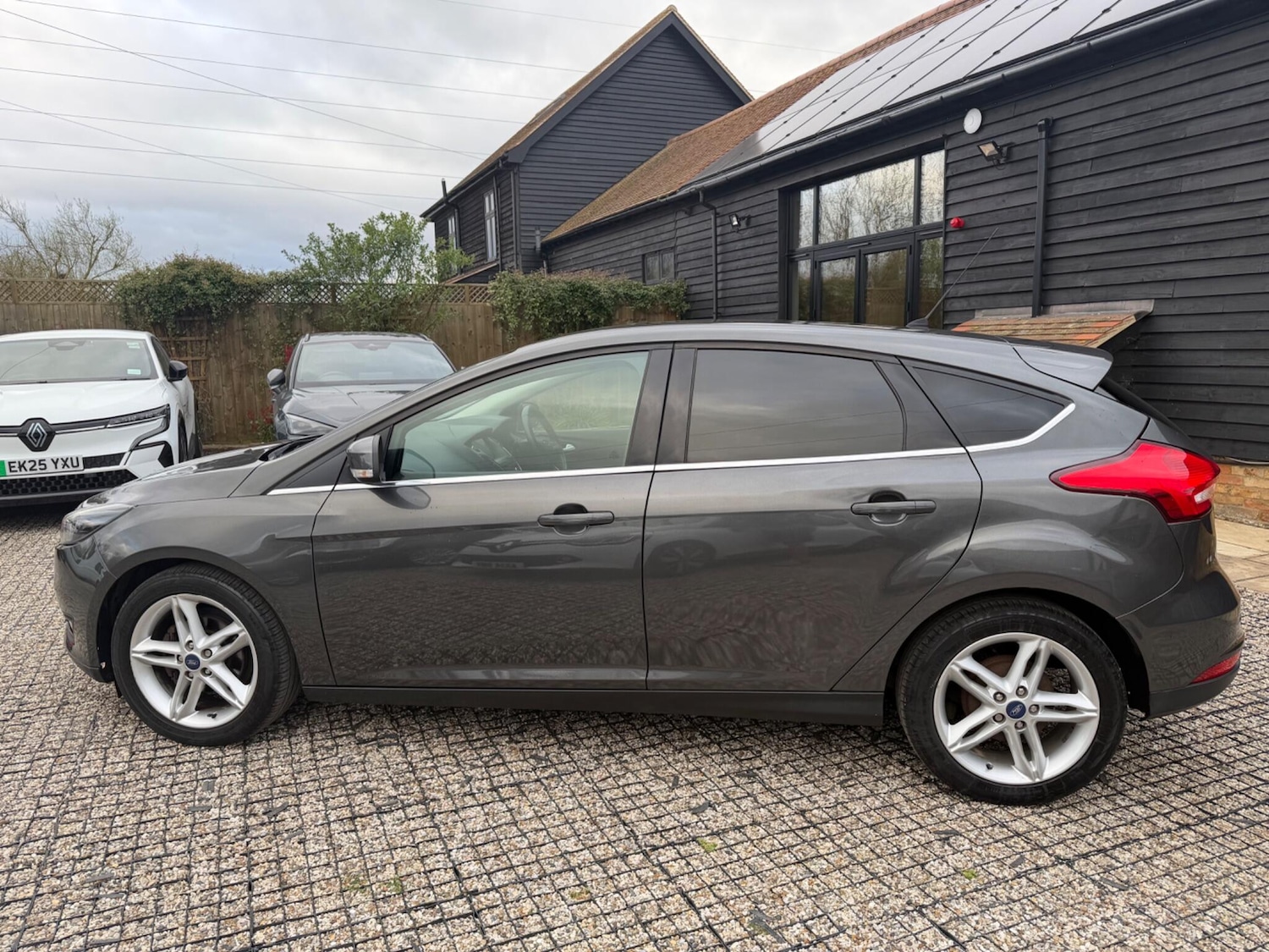 Used Ford Focus 2017 for sale - 78009316: Photo 7