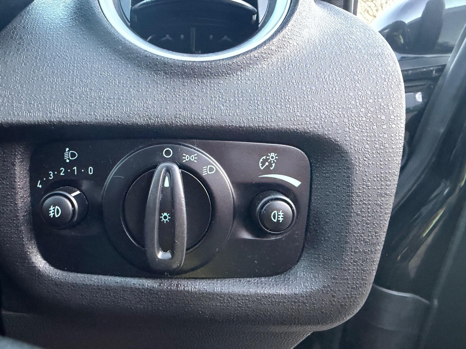 Used Ford Fiesta 2015 for sale - 77762531: Photo 14