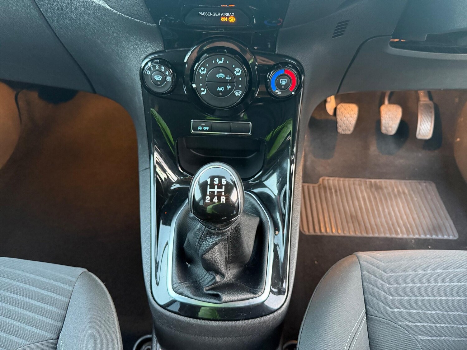 Used Ford Fiesta 2015 for sale - 77762531: Photo 19