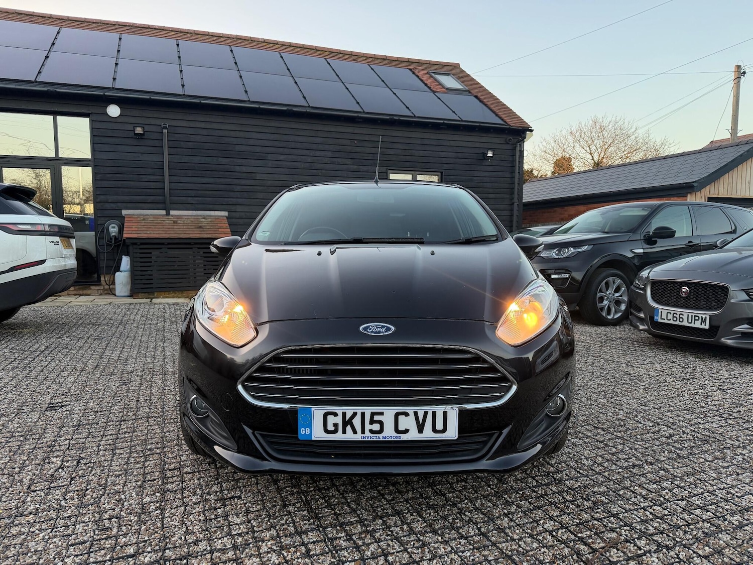 Used Ford Fiesta 2015 for sale - 77762531: Photo 2