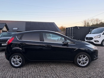 Used Ford Fiesta 2015 for sale - 77762531: Photo