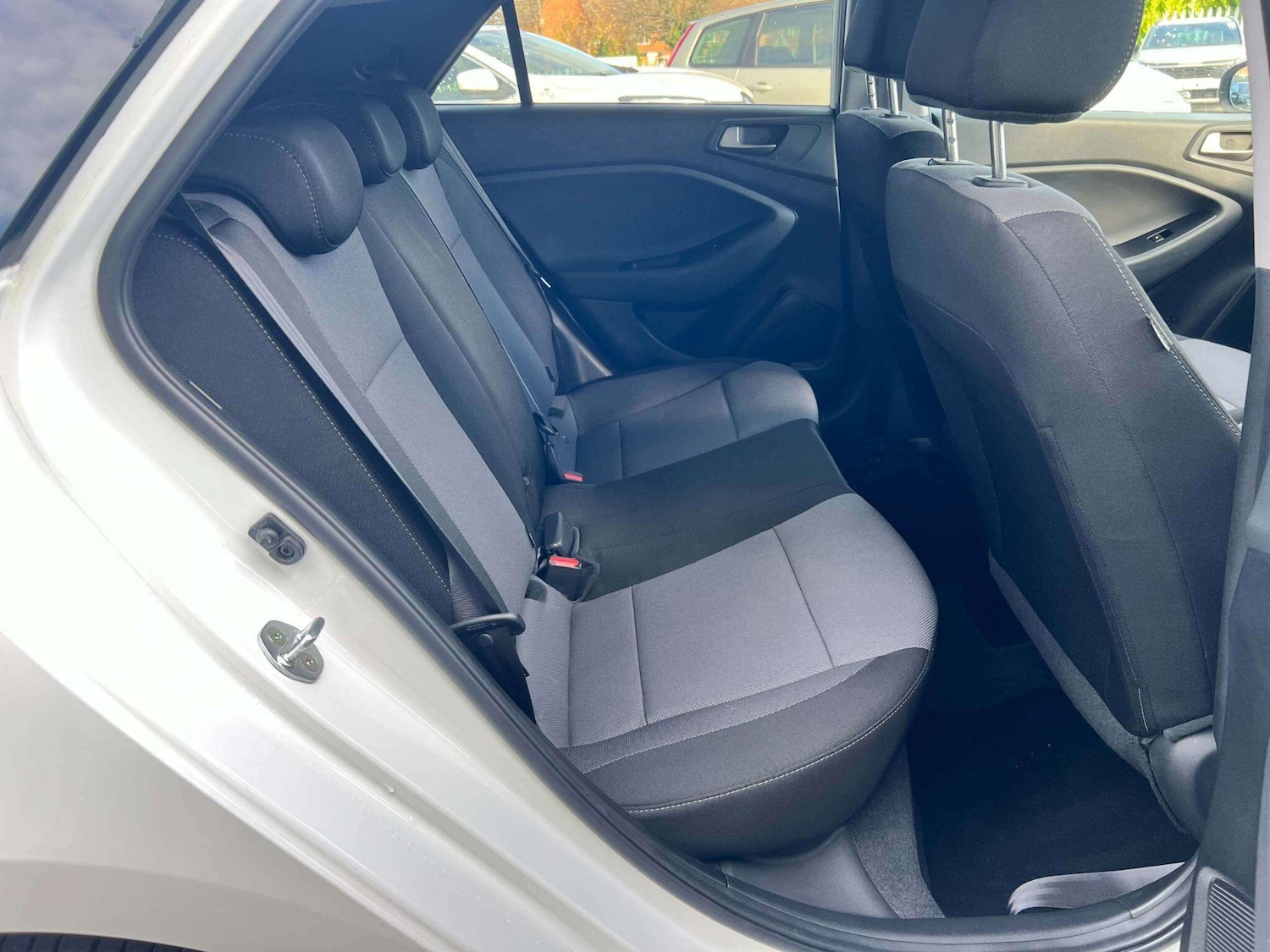 Used Hyundai i20 2017 for sale - 76701278: Photo 11