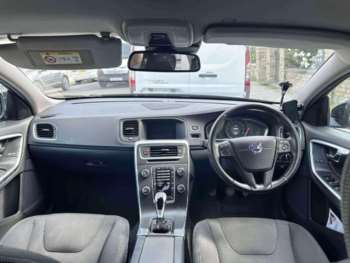 Used Volvo V60 2017 for sale - 75041519: Photo