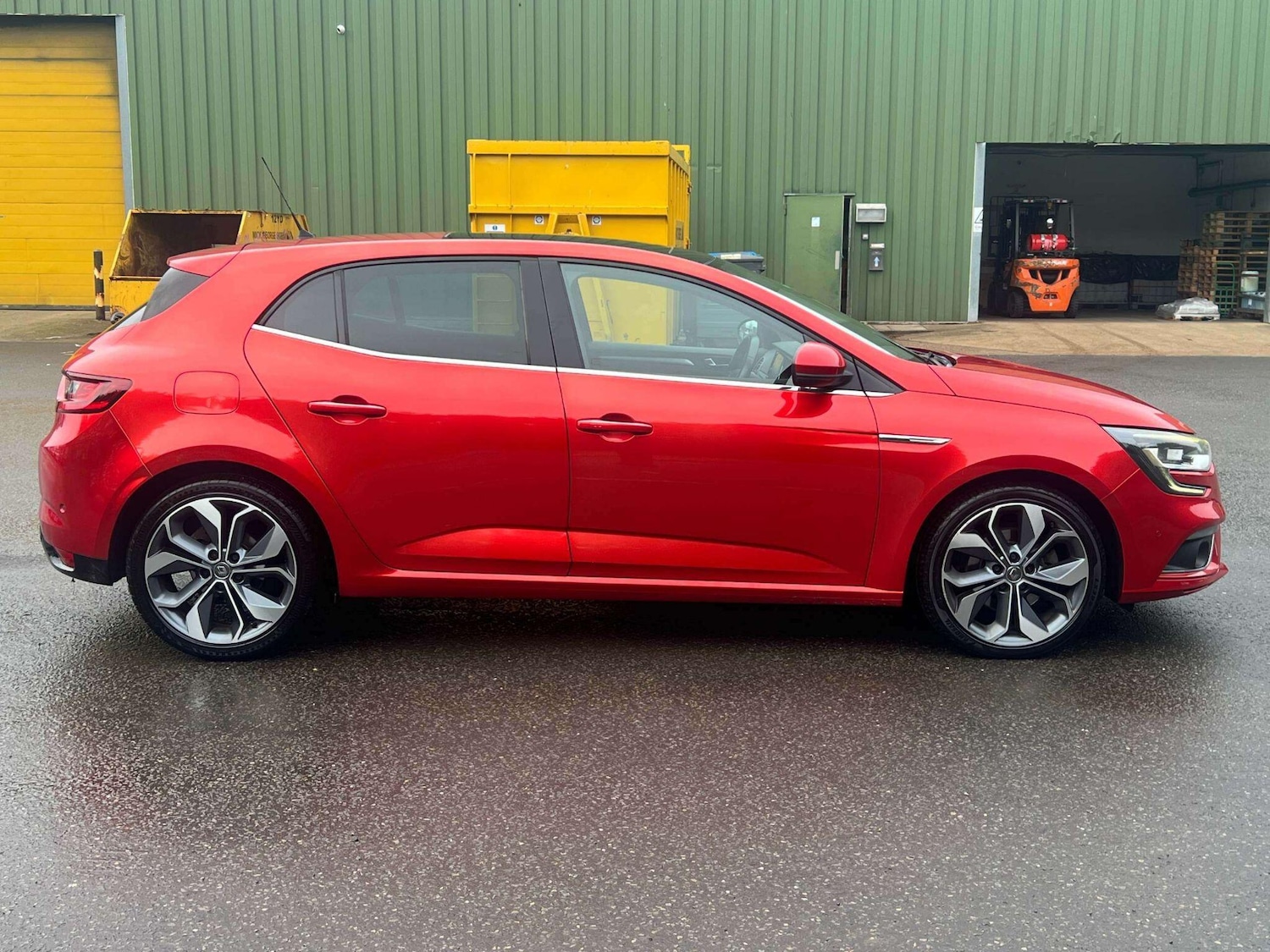 Used Renault Megane for sale - 76539198: Photo 4