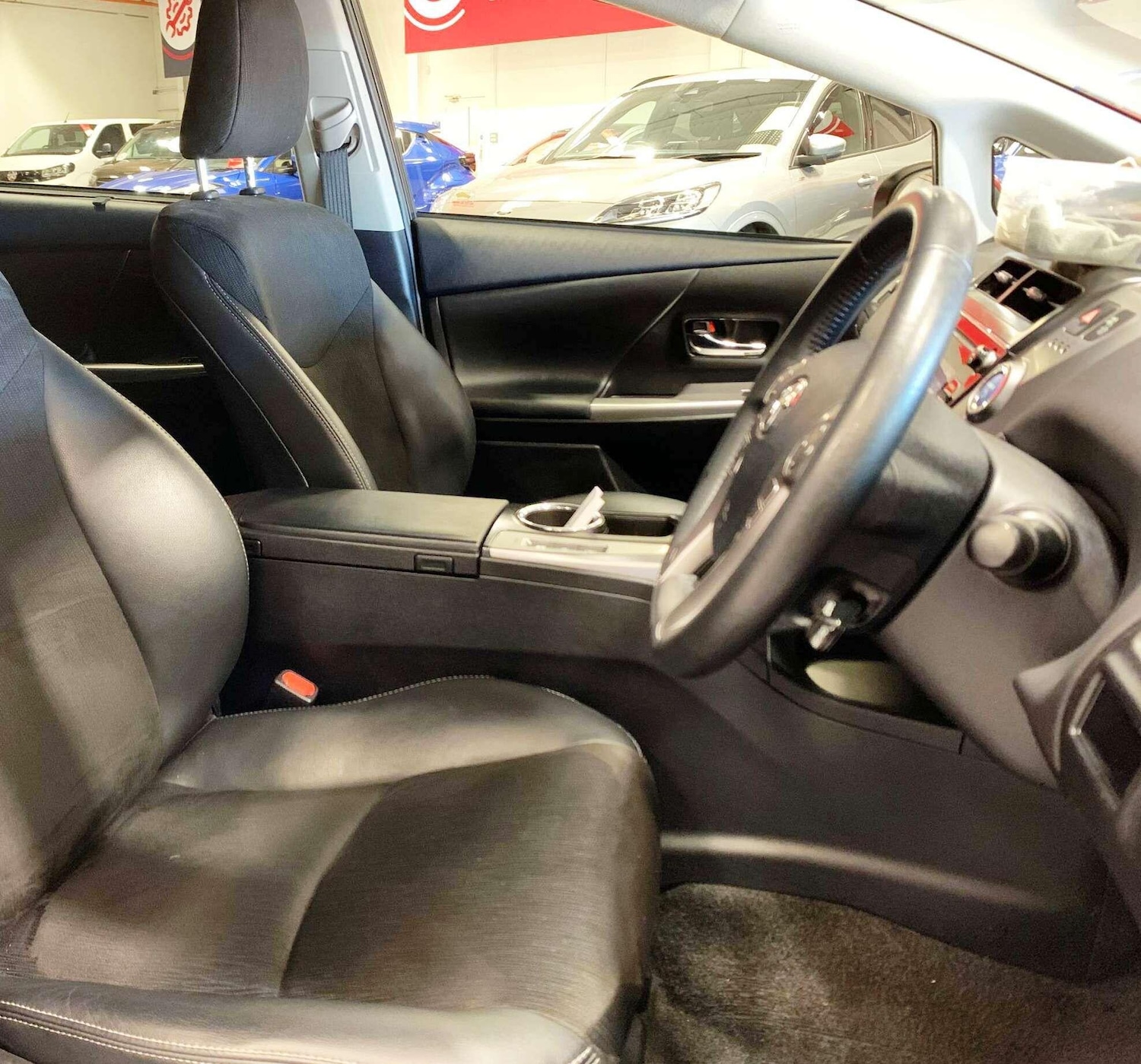 Used Toyota Prius+ 2019 for sale - 78170702: Photo 12