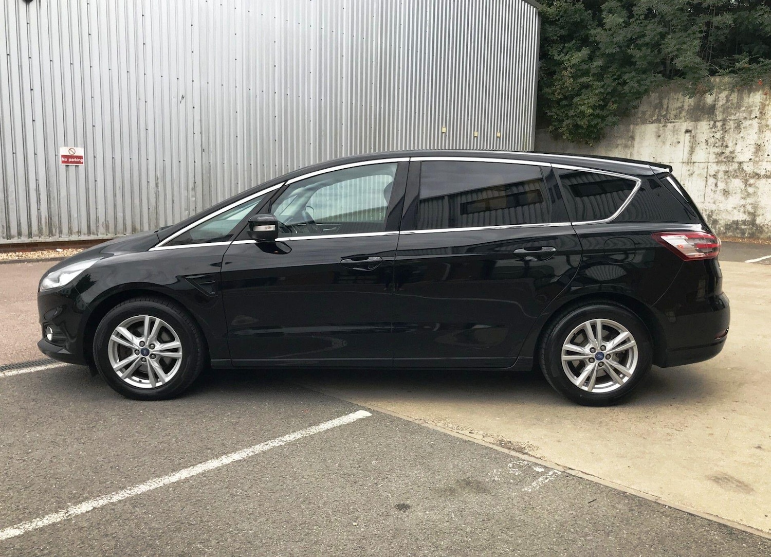 Used Ford S-Max 2015 for sale - 76608041: Photo 7