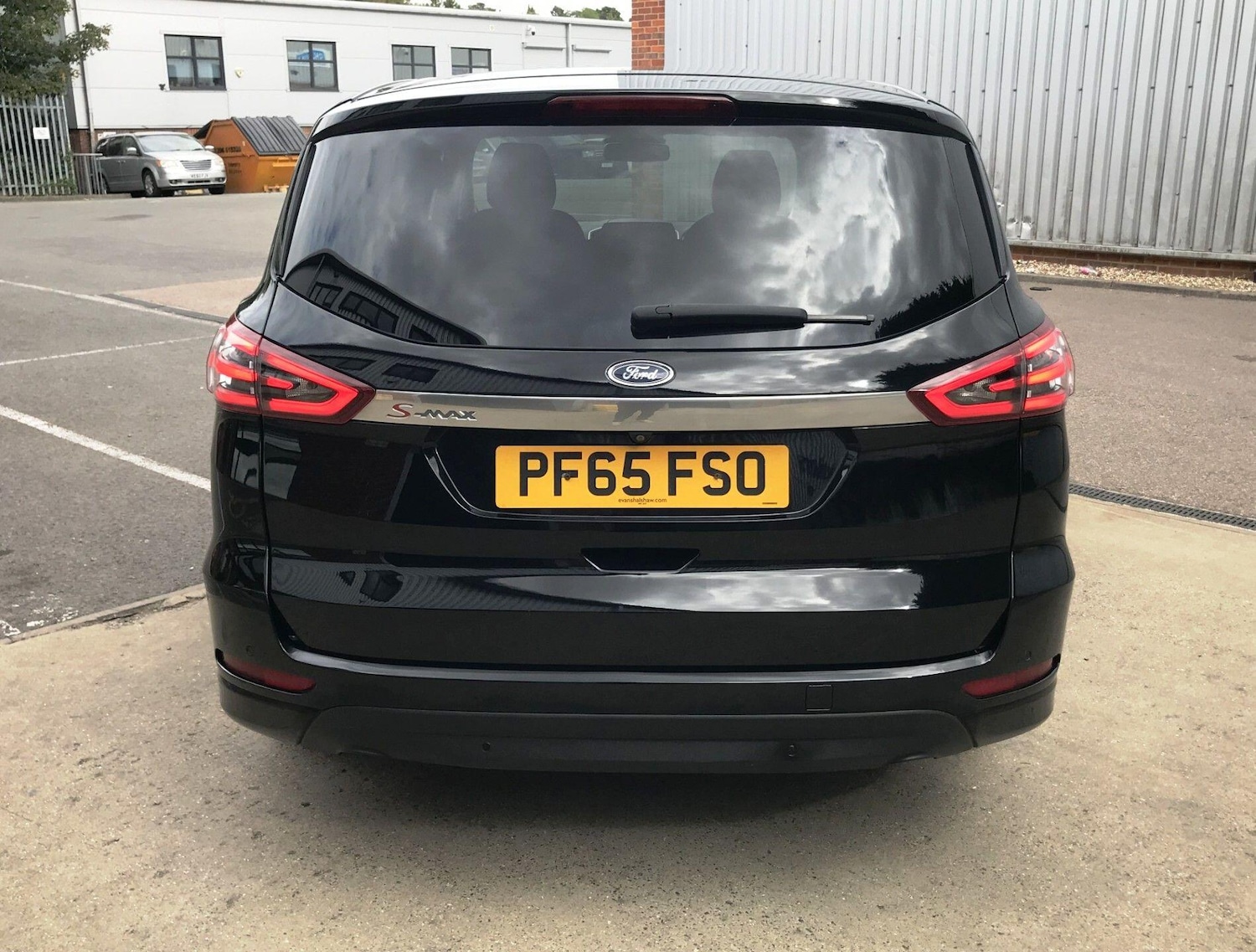 Used Ford S-Max 2015 for sale - 76608041: Photo 9