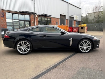 Used Jaguar XKR 2008 for sale - 79388218: Photo