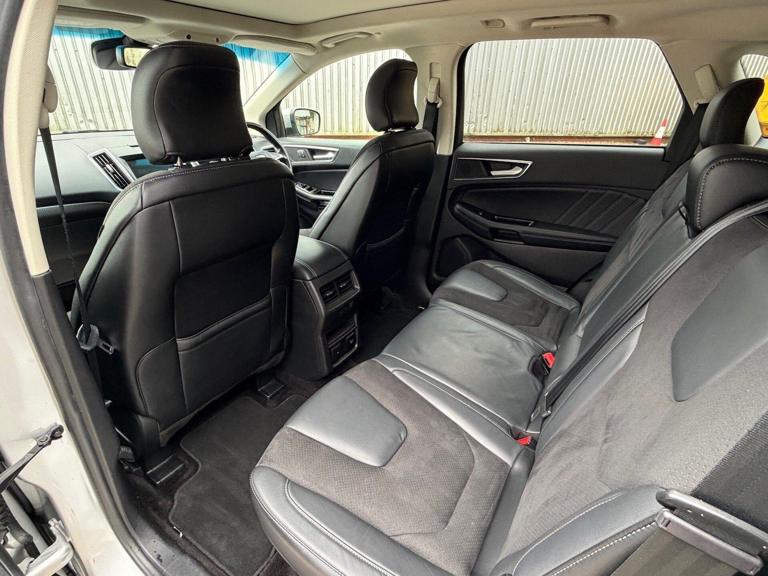 Used Ford Edge 2017 for sale - 77496584: Photo 31