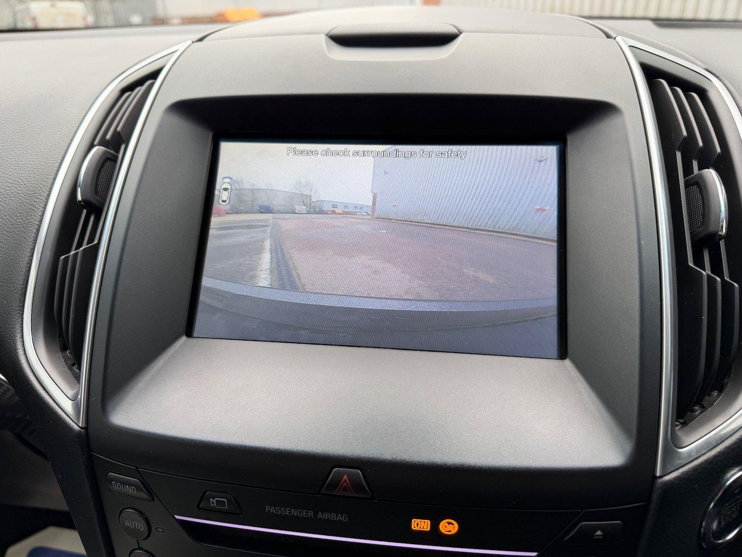 Used Ford Edge 2017 for sale - 77496584: Photo 37