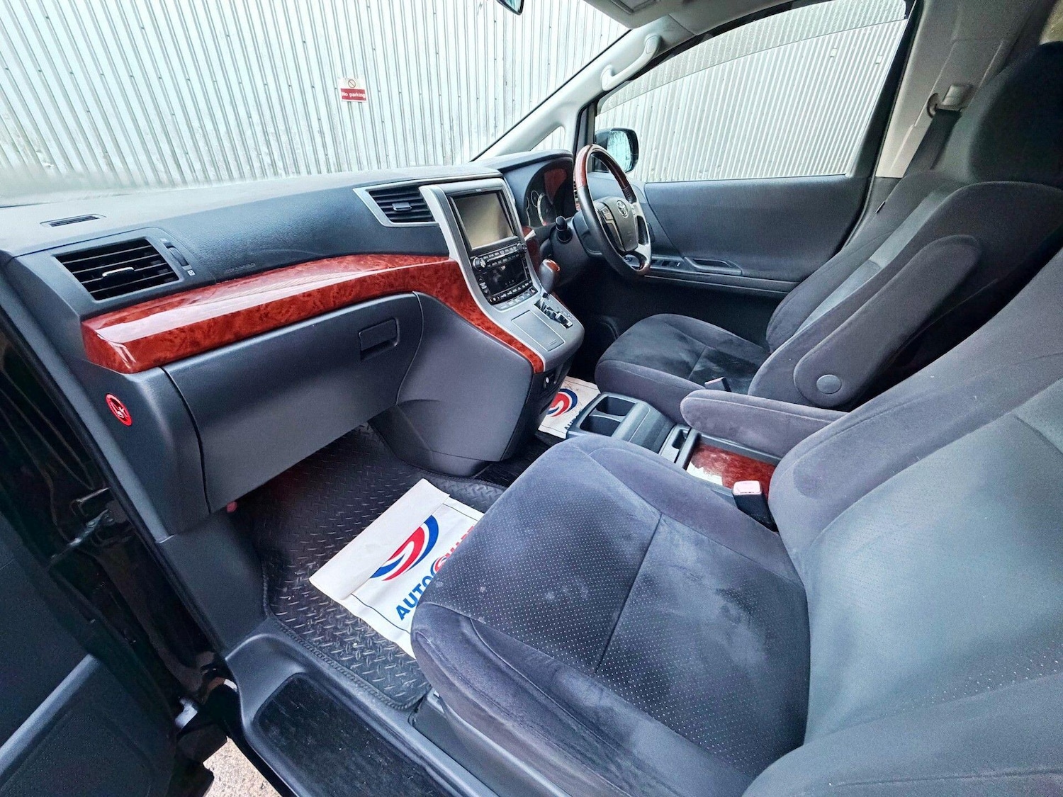 Used Toyota Vellfire 2022 for sale - 77237631: Photo 27
